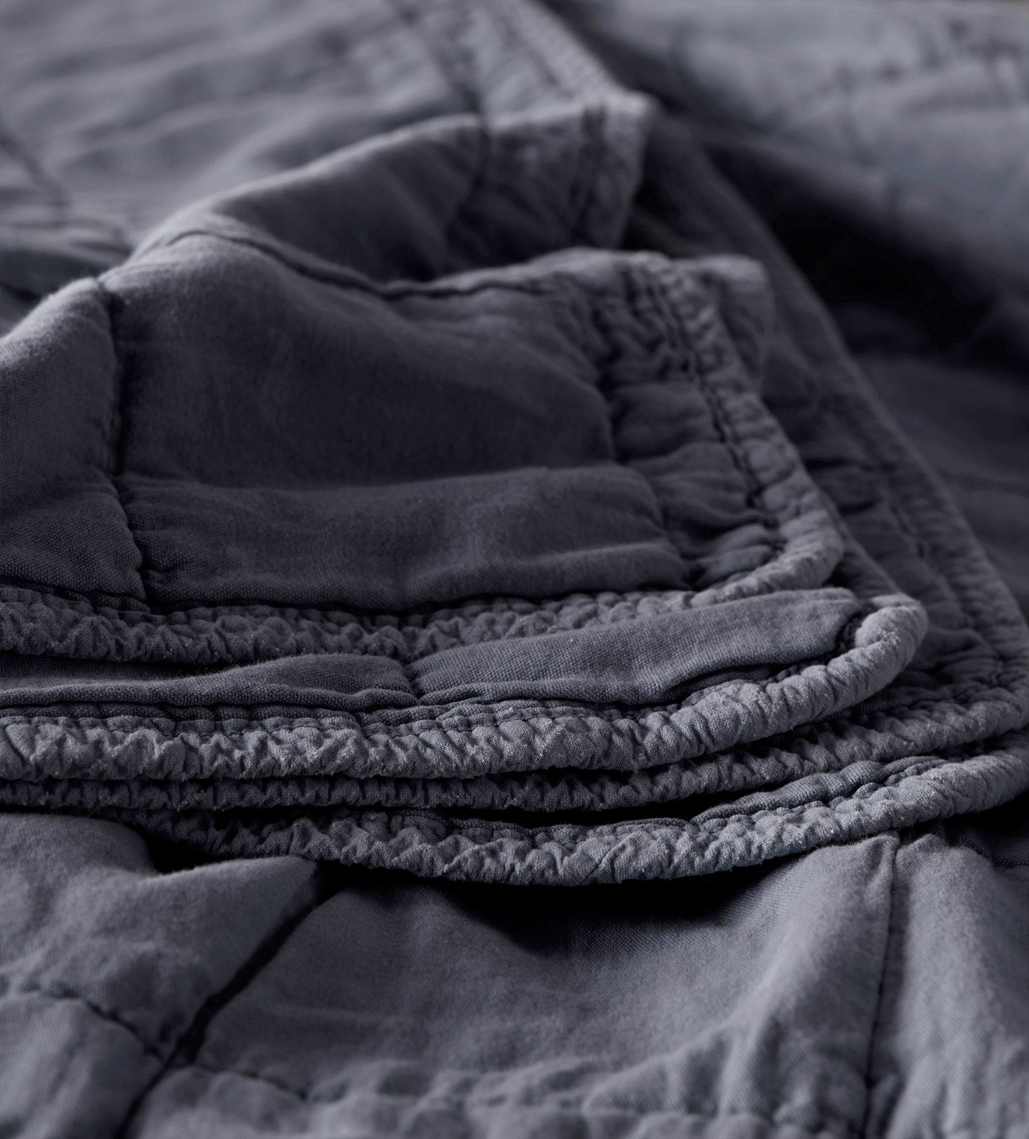 Blue Finn 100% Cotton Quilted Throw