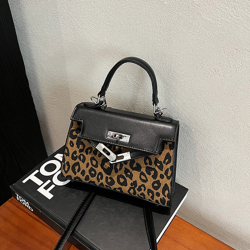 Women's Medium Pu Leather Leopard Streetwear Square Lock Clasp Shoulder Bag Handbag Crossbody Bag