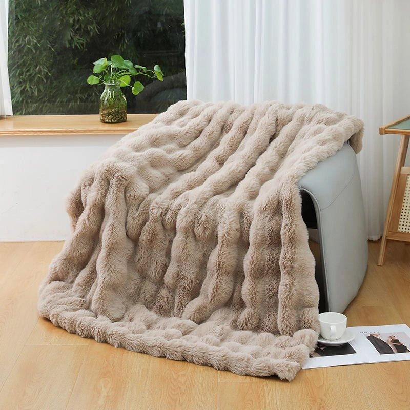 Internet Celebrity Winter Thickened Bubble Velvet Blanket Tuscan Rabbit-like Plush Thickened Blanket Office Sofa Blanket