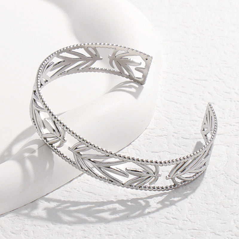 2 Pieces Expressive Stripe Stainless Steel Electroplating Bangles