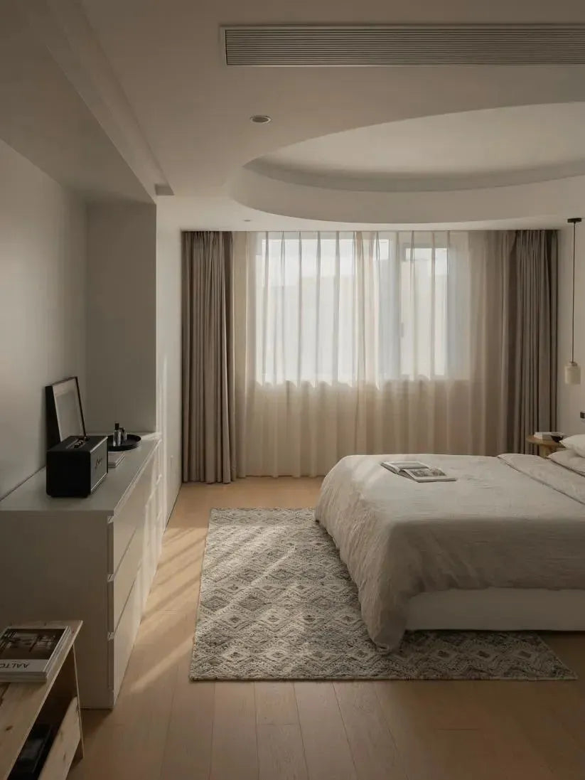 Liora Handwoven Wool Rug