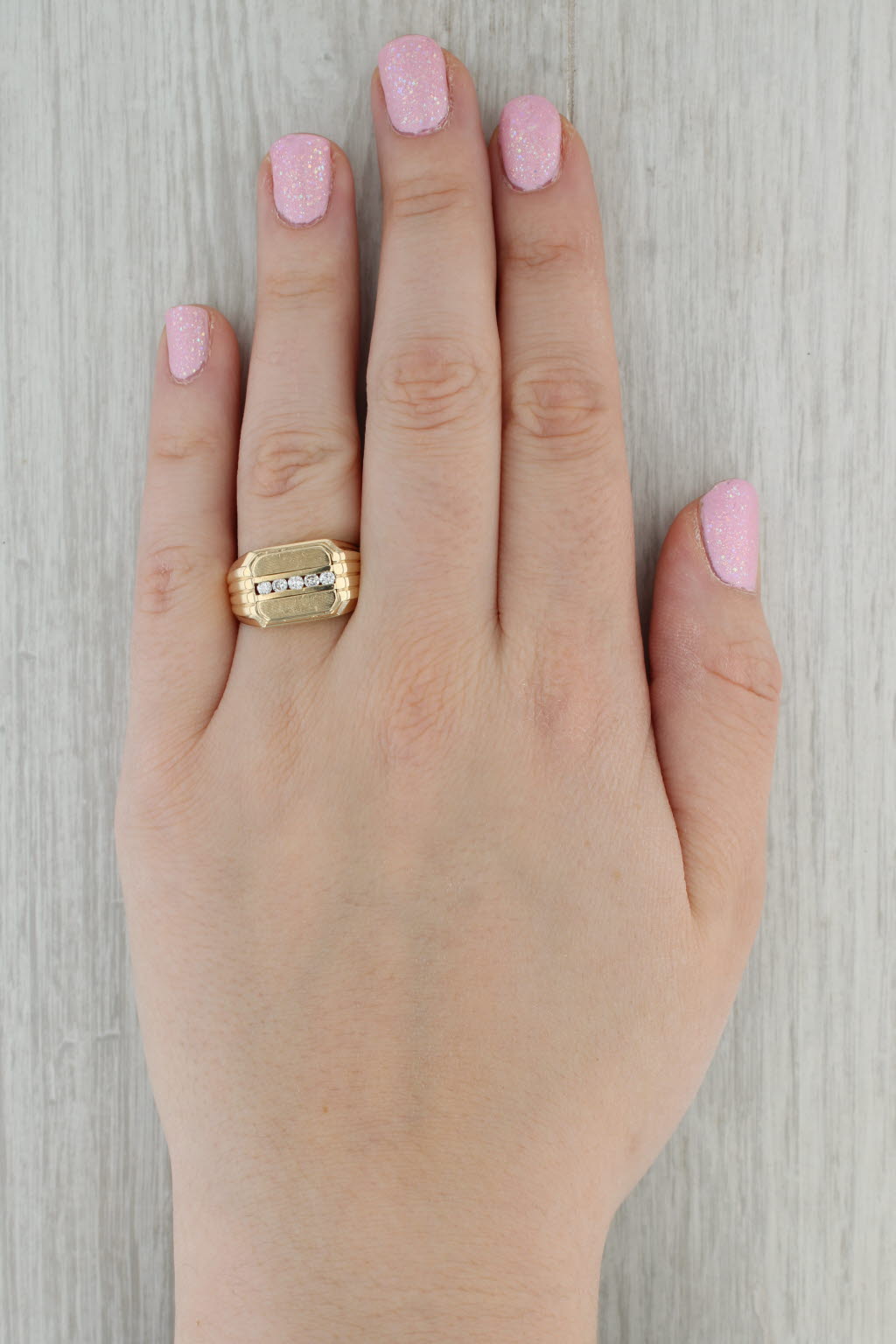 0.20ctw Diamond Men's Ring 14k Yellow Gold Size 9