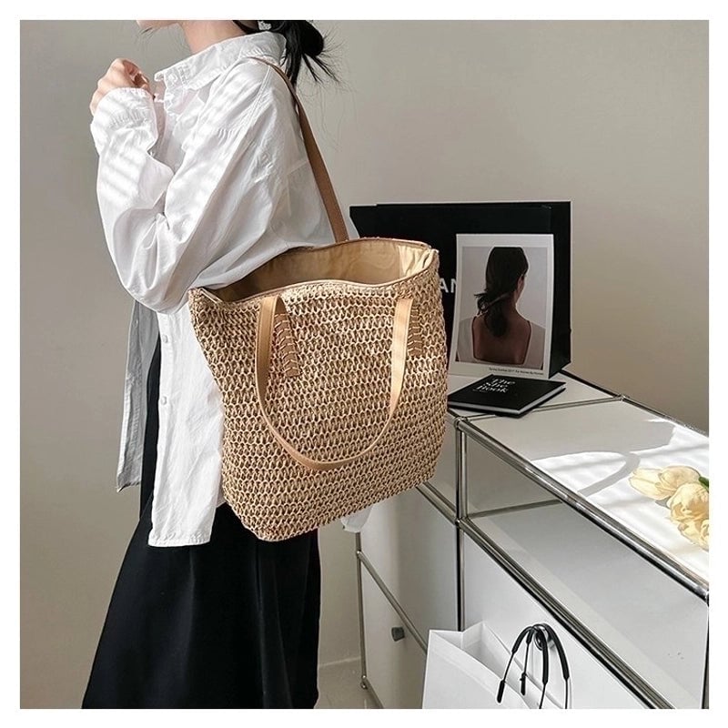 Women's Straw Solid Color Vacation Streetwear Square Zipper Beach Bag