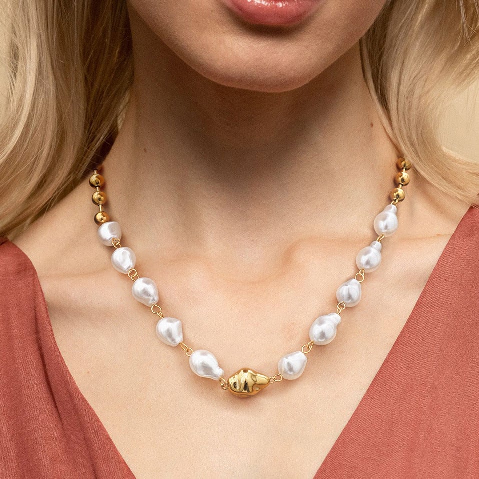 Stainless Steel Pearl Necklace Niche Fashion Clavicle Chain Titanium Steel Necklace