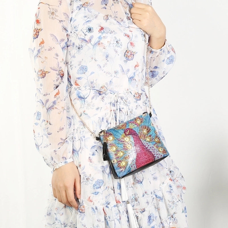 Women's Pu Leather Animal Flower Butterfly Ethnic Style Rhinestone Diamonds Zipper Crossbody Bag