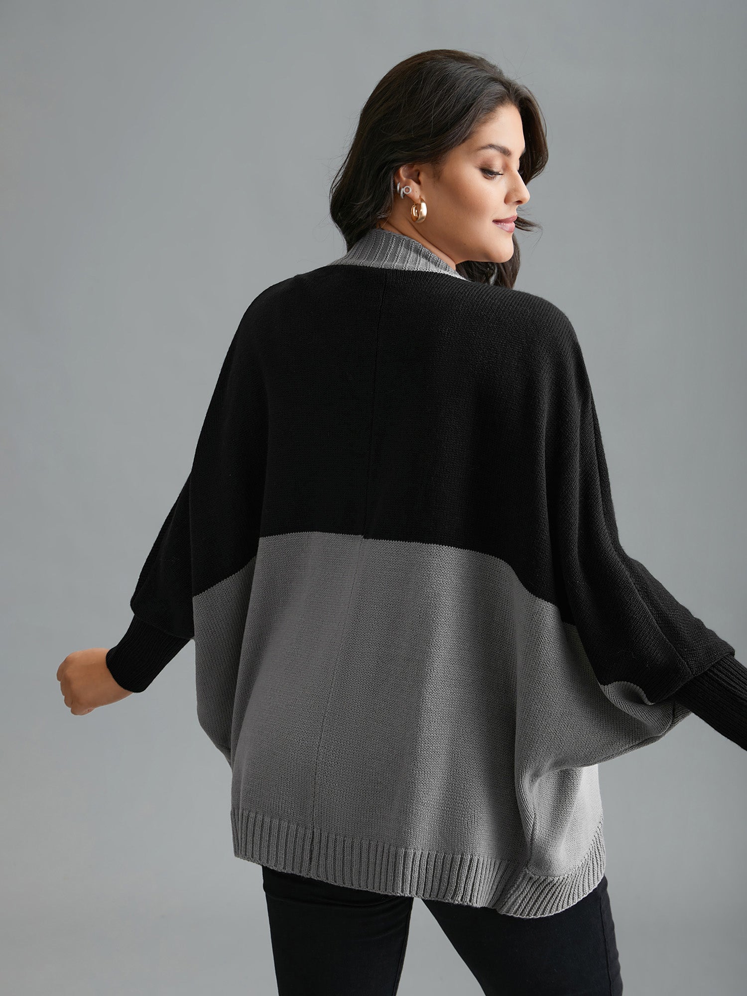 Curvy Ribbed Hem Color Block Knit Cardigan