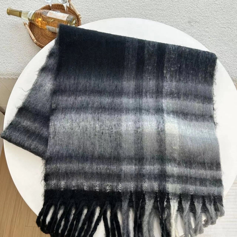 Women's Retro Sweet Plaid Polyester Tassel Scarf