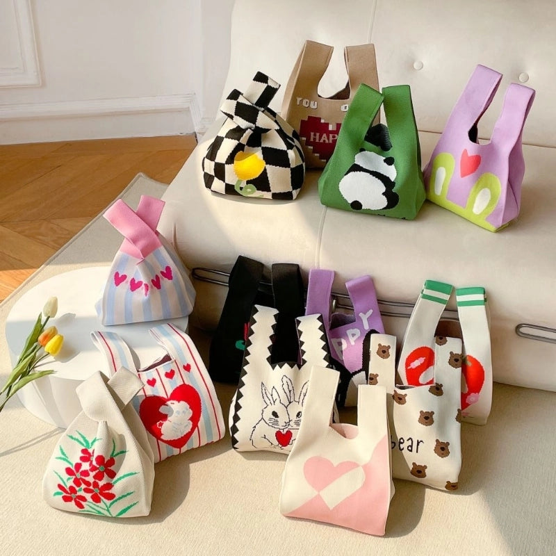 Women's Small Polyester Cartoon Heart Shape Basic Vintage Style Open Handbag