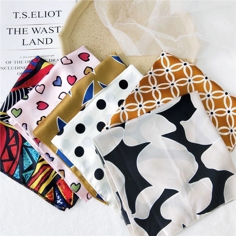 Women's Sweet Polka Dots Heart Shape Polyester Printing Silk Scarves
