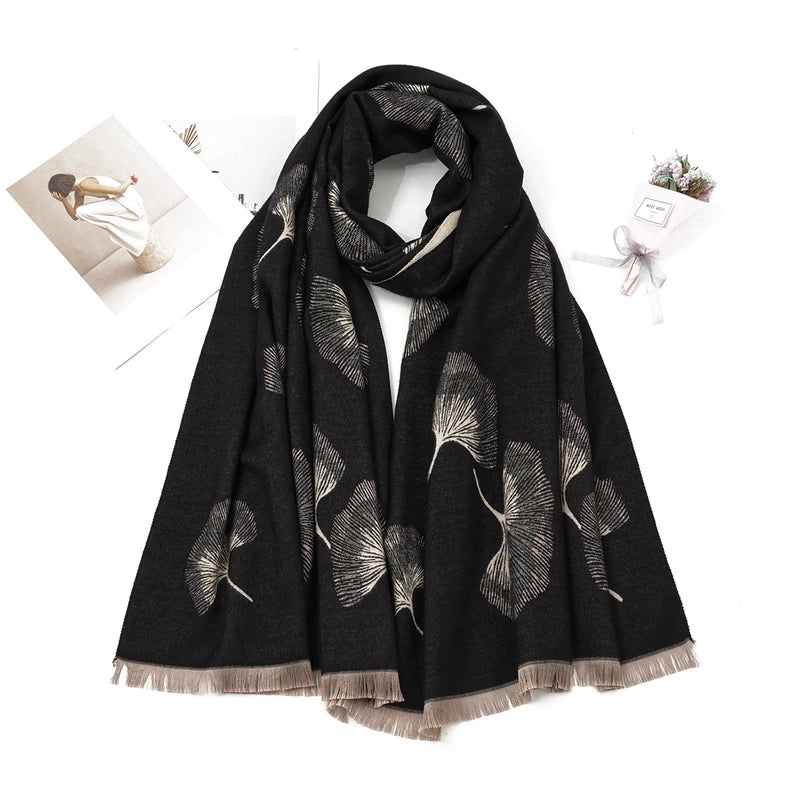 Women's Elegant Ginkgo Leaf Imitation Cashmere Scarf