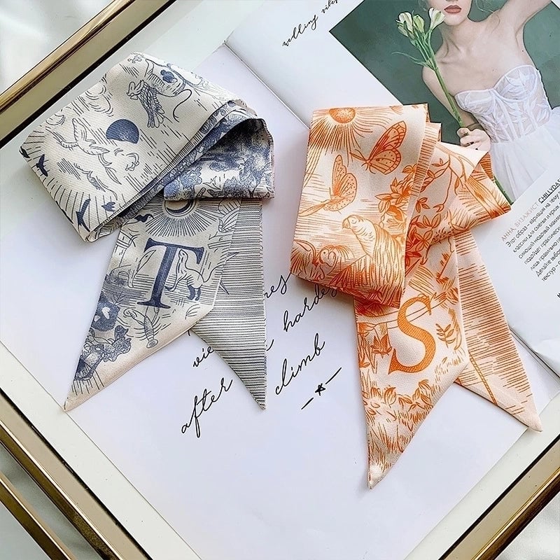 Women's Bohemian Letter Satin Printing Silk Scarves