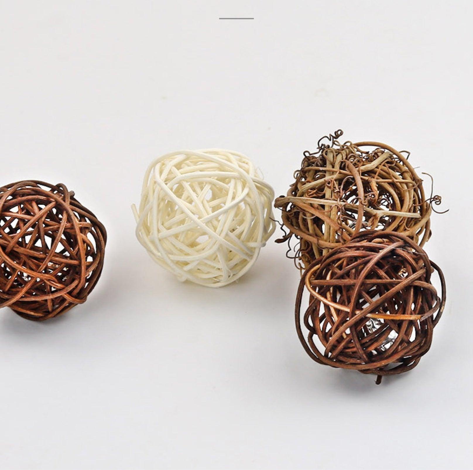 Handmade Rattan Cat Toys Ball Set - with Built-in Bells (9pcs/set)