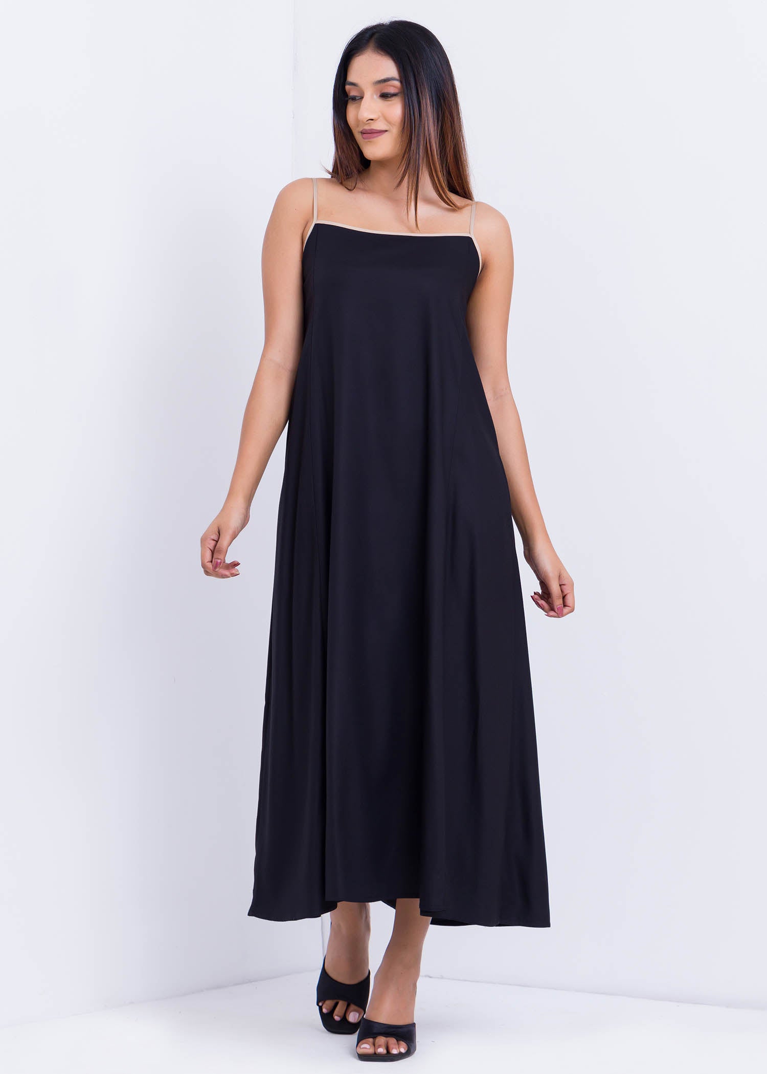 Maxi Dress With Contrast Straps