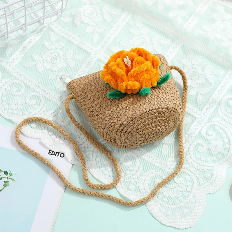 Women's Small Straw Solid Color Flower Vacation Beach Weave Round Zipper Straw Bag