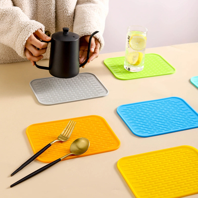 Heat Insulation Mat Household Non-Slip And Durable Silicone Mat Dining Table Drain Mat Coaster Plate Mat Waterproof Rapeseed Mat Bowl Mat