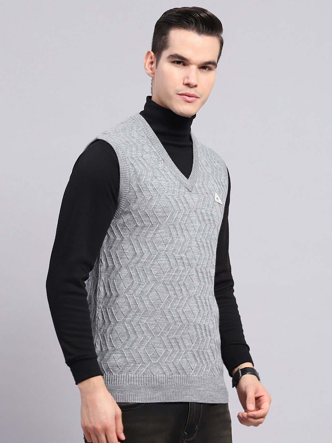 Men Grey Self Design V Neck Sleeveless Sweater