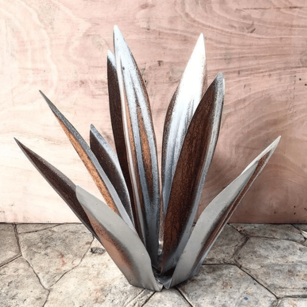 ROMOTION 49% OFF - 🌵Anti-rust Metal Led Tequila  Agave Plant-Perfect for garden