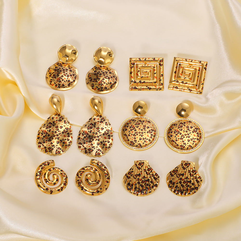 Ins Style Stainless Steel Texture Leopard Earrings Plated With 18K Gold And Diamond Retro Earrings Niche Female