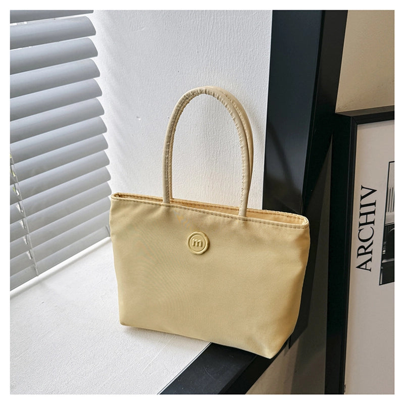 Women's Nylon Solid Color Basic Classic Style Square Zipper Handbag