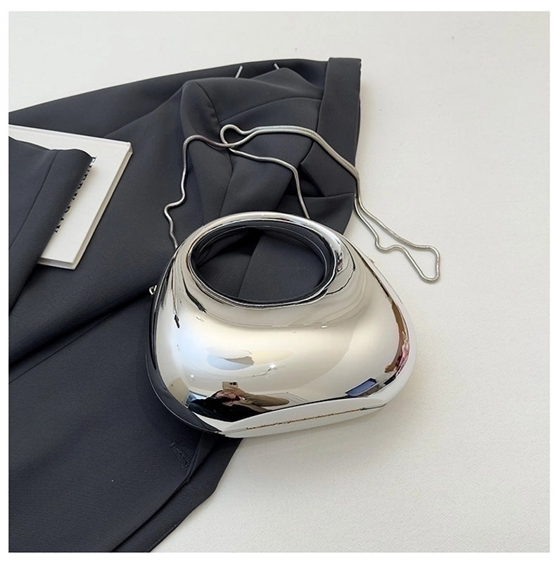 Women's Medium PVC Gradient Color Solid Color Elegant Vintage Style Dumpling Shape Lock Clasp Evening Bag