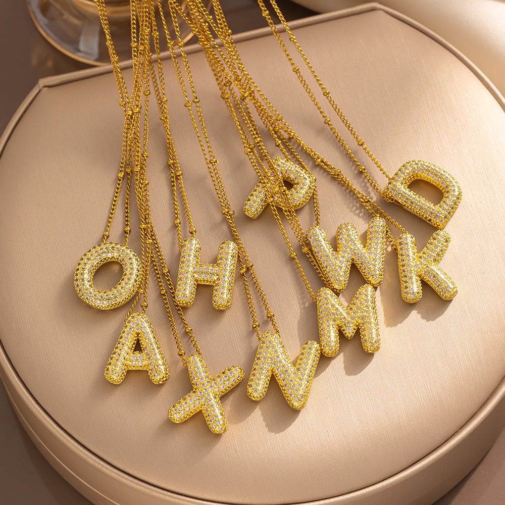 New Micro-Inlaid Zircon 26 Letter Pendant Necklace Copper Plated 18K Gold Fashionable And Classic