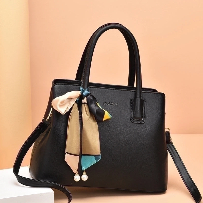 Women's Large All Seasons Pu Leather Streetwear Handbag