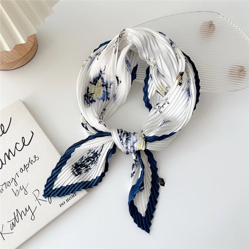 Women's Cartoon Style Minimalist Color Block Polyester Printing Silk Scarf