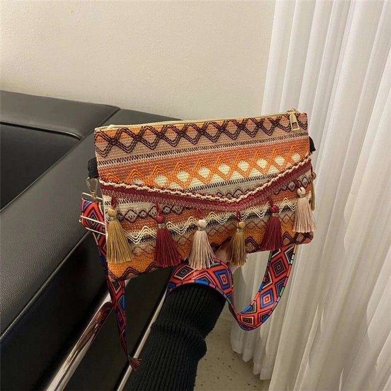 Women's Small All Seasons Canvas Vintage Style Shoulder Bag
