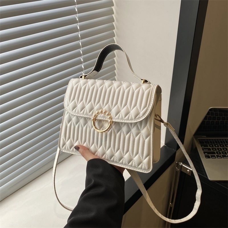Women's Medium Pu Leather Solid Color Vintage Style Classic Style Flip Cover Crossbody Bag