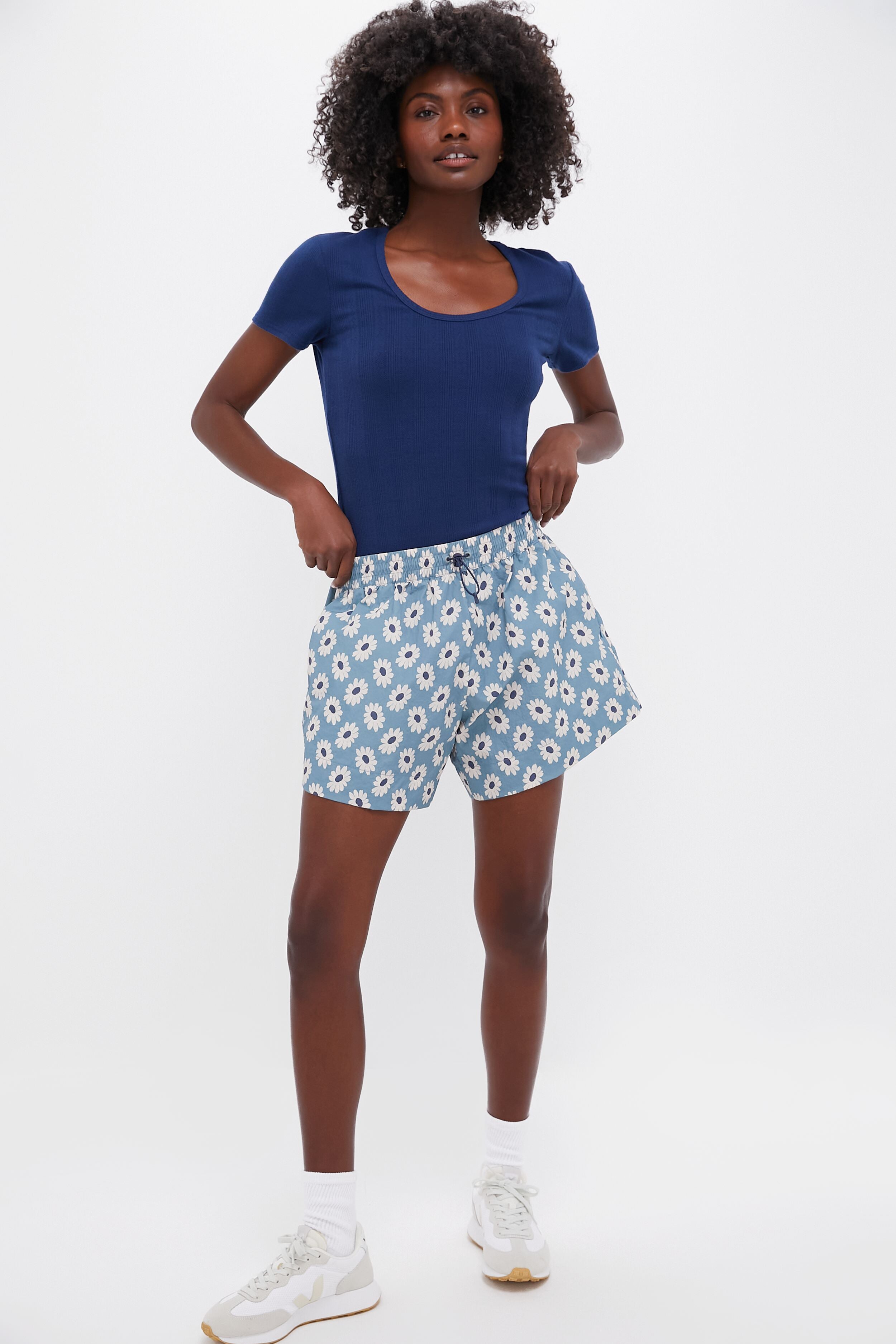 Falling Daisy The Rover Short