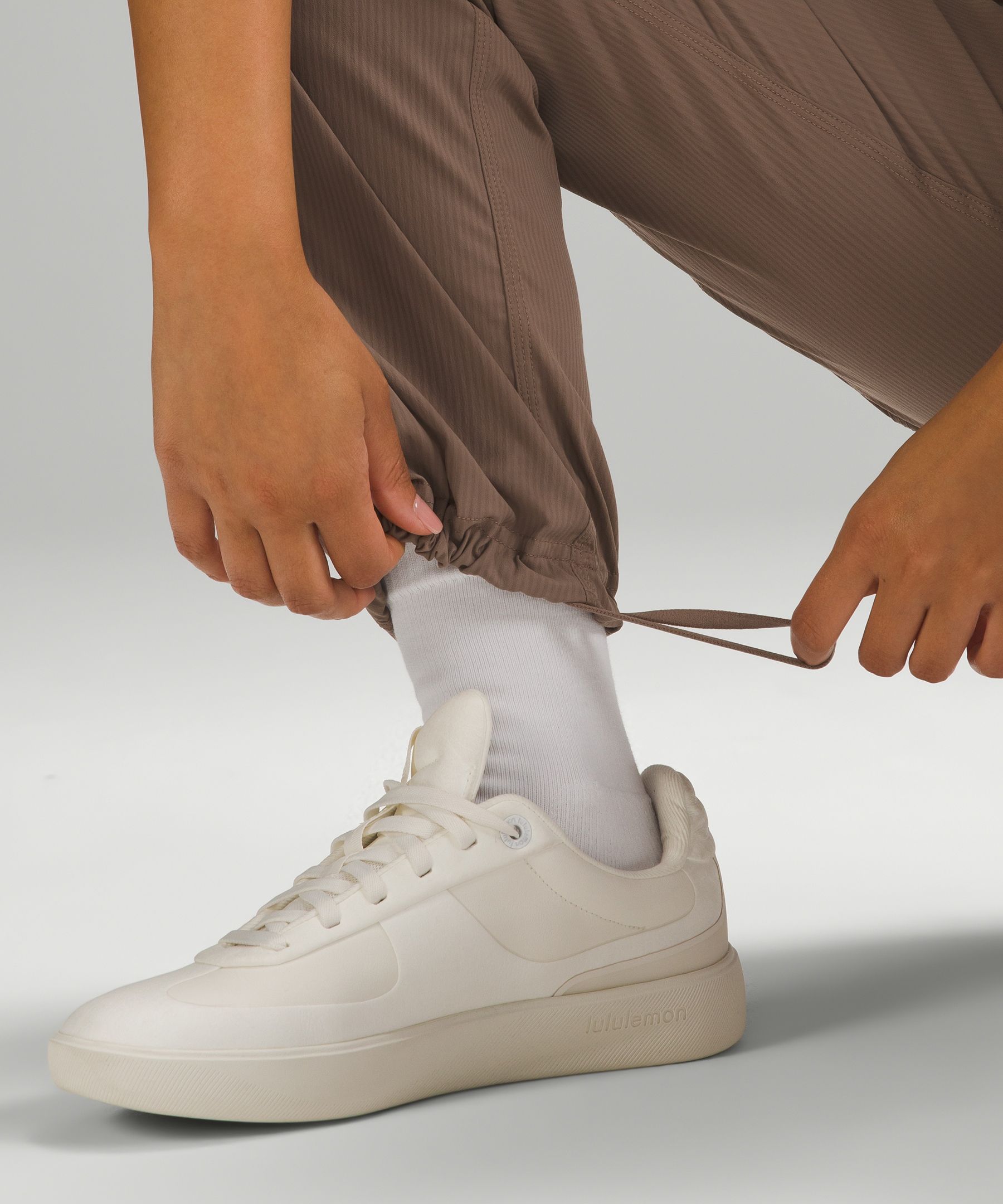 Dance Studio Mid-Rise Pant Regular