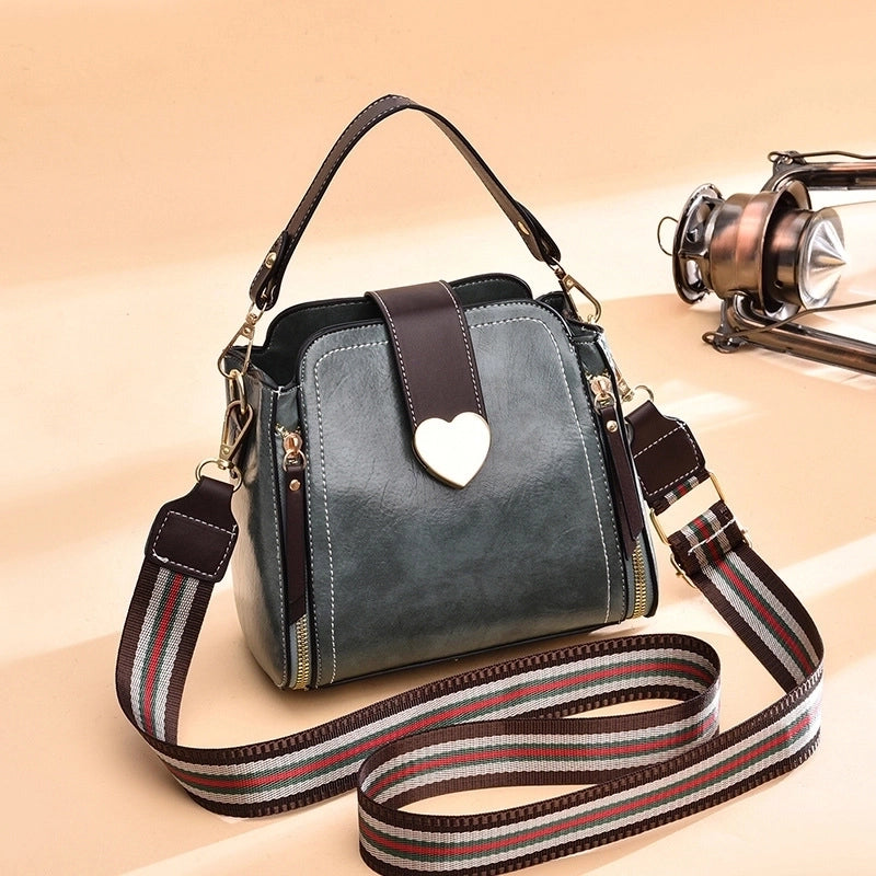 Women's Medium Pu Leather Heart Shape Basic Bucket Zipper Shoulder Bag Crossbody Bag