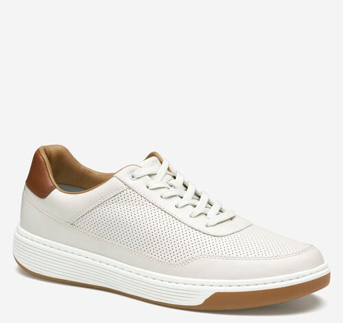 Causal trendy shoe