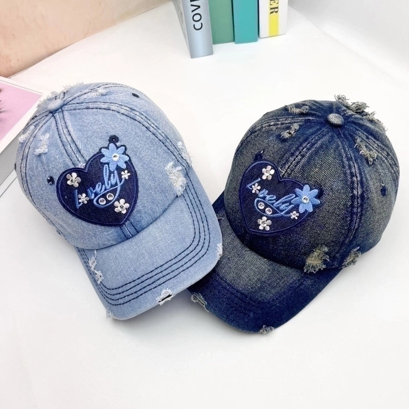 Women's Retro Sweet Color Block Embroidery Curved Eaves Baseball Cap