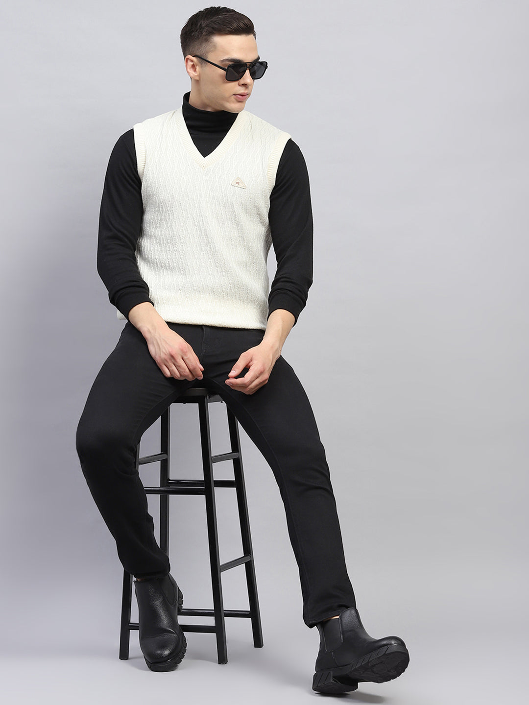 Men Off White Self Design V Neck Sleeveless Sweater