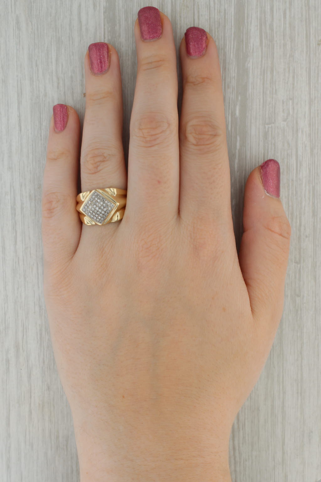 0.20ctw Pave Diamond Cluster Ring 10k Yellow Gold Size 11