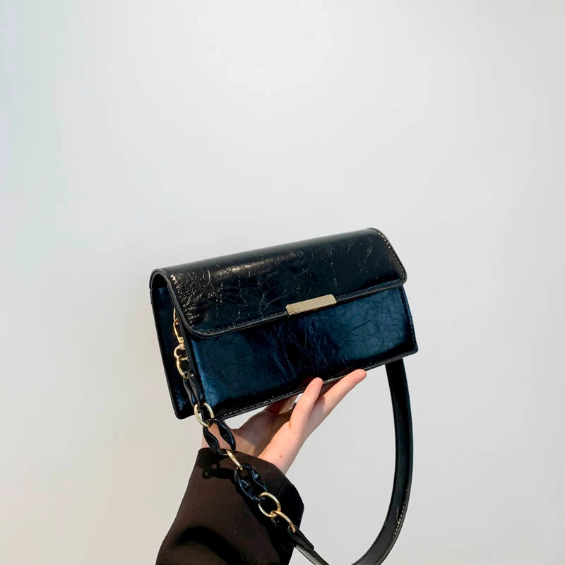 Women's Medium Pu Leather Color Block Solid Color Streetwear Square Flip Cover Underarm Bag