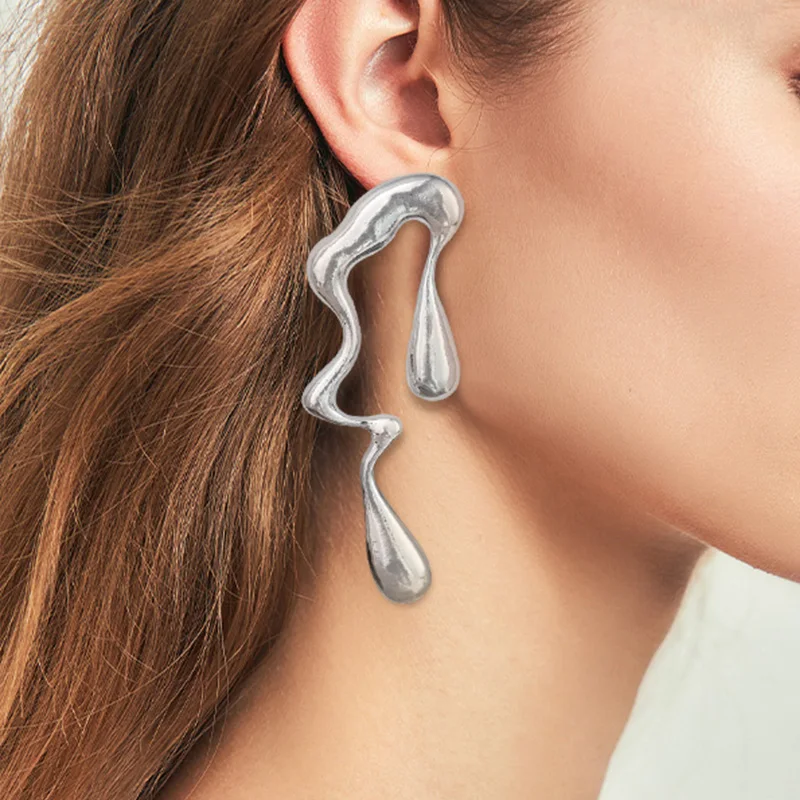 Women's Gold Geometric Asymmetric Earrings Unique Liquid Metal and Irregular Drop Unique Style Fashion Jewelry