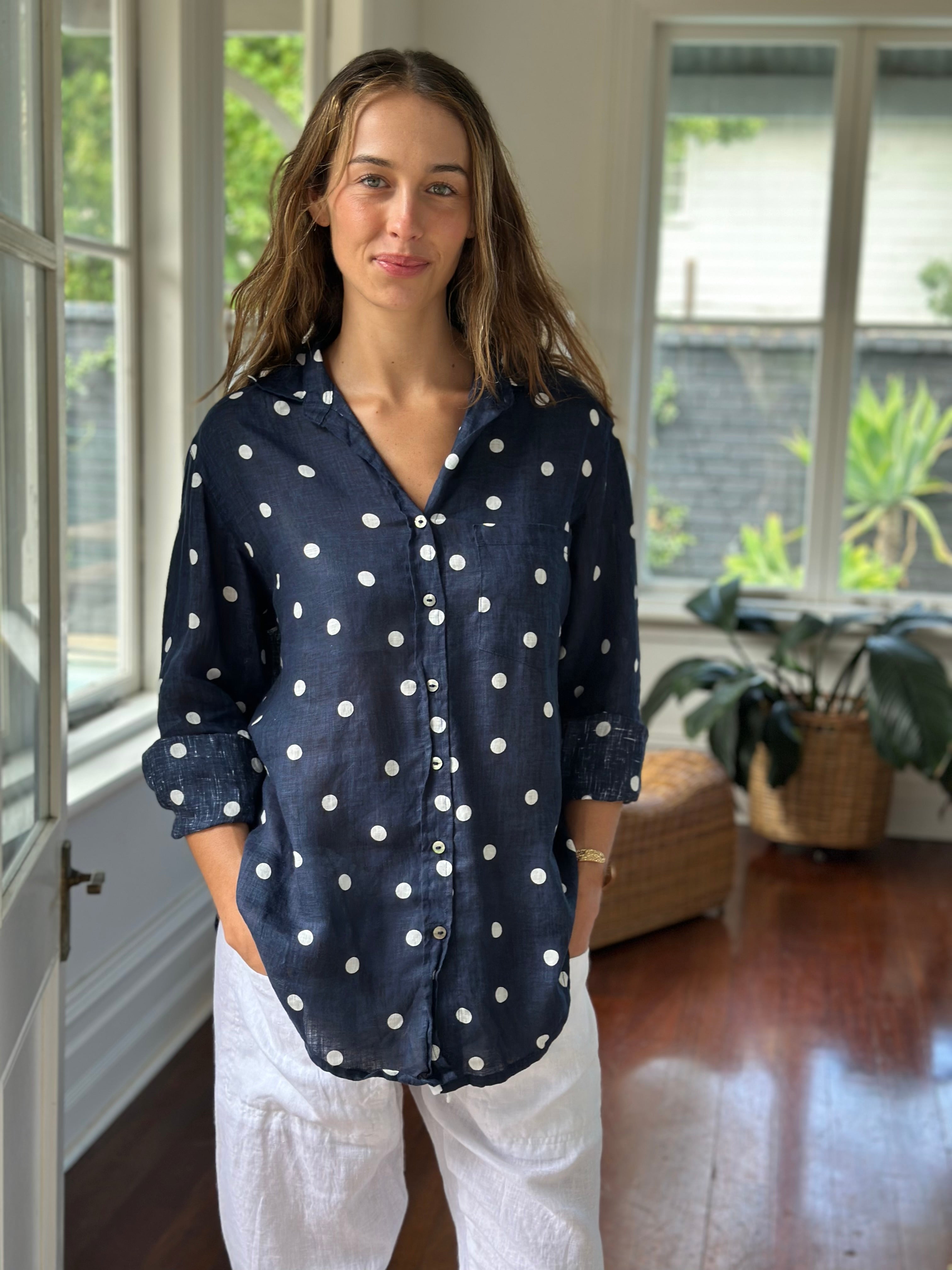 erika shirt - navy spot linen