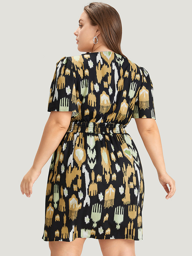 Graphic Print Notched Shirred Pocket Puff Sleeve Dress