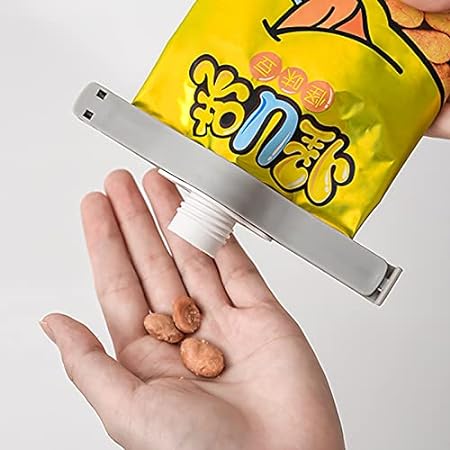 3 Pieces of Food Sealing Clips for Bags . Screw Cap Sealing Clip