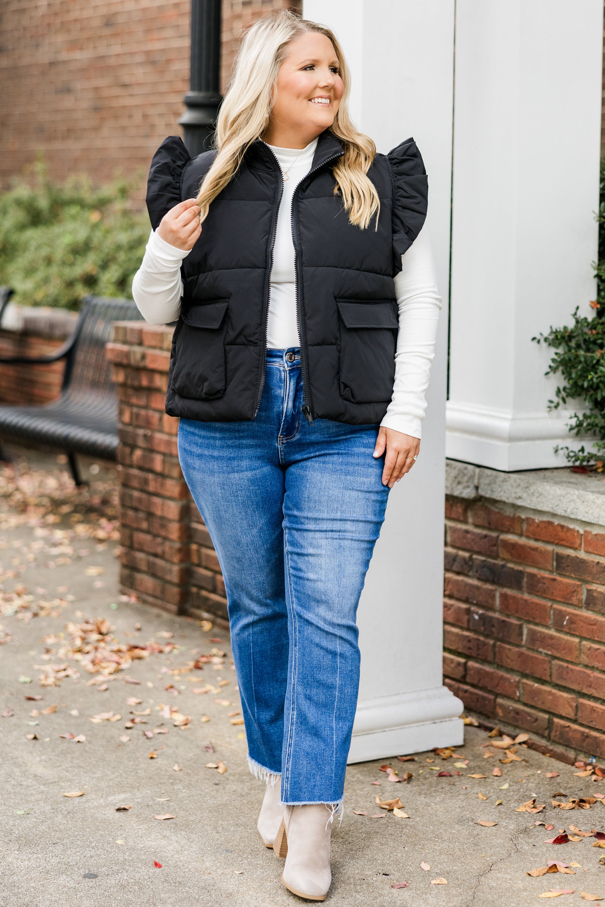 Cozy Ruffle Puff Vest. Black