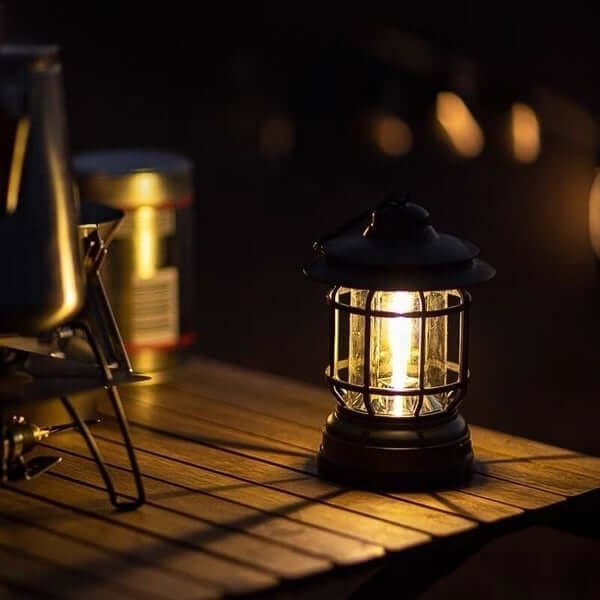 🔥Hot SalePortable Retro Camping Lamp