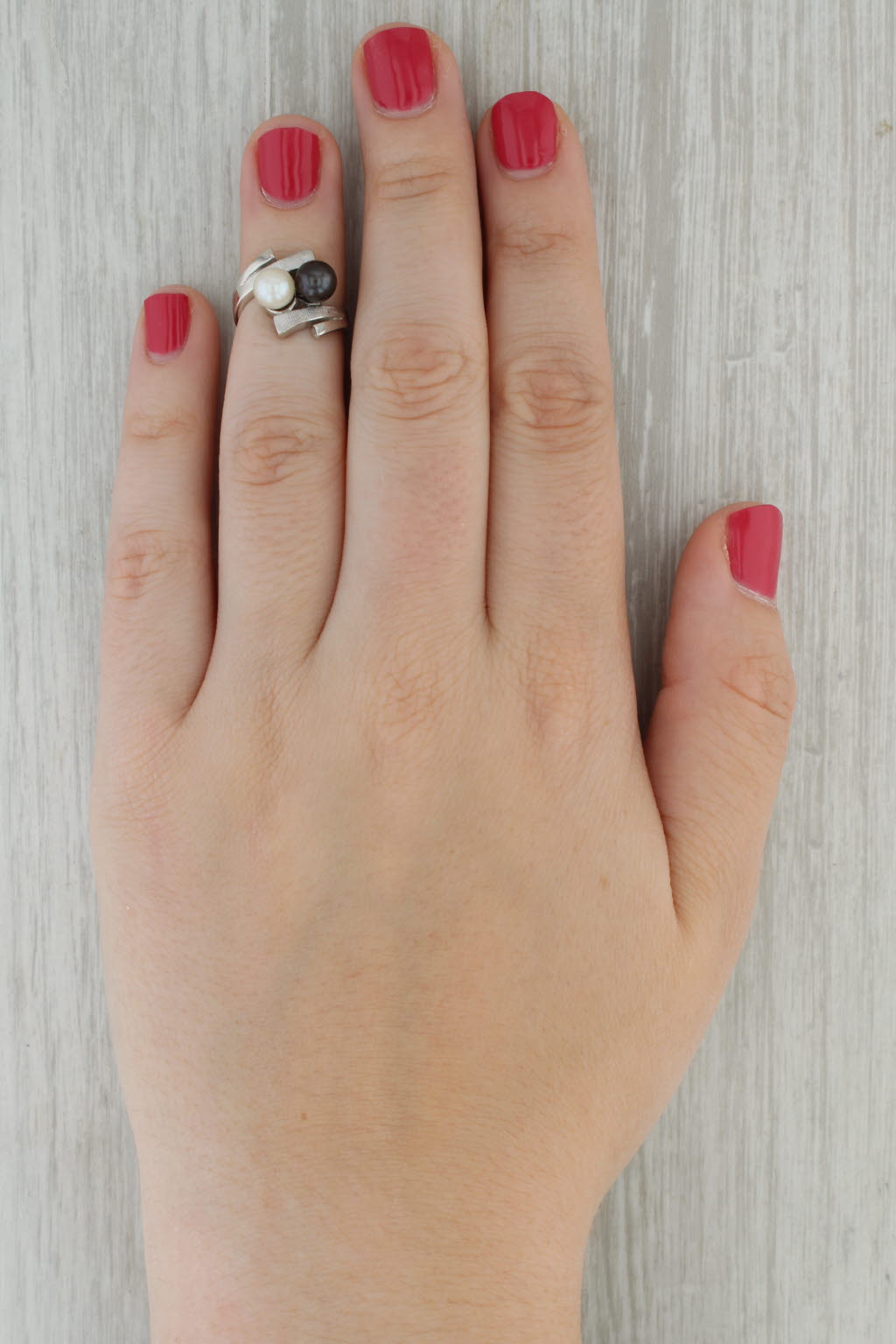 Cultured Black & White Pearl Bypass Ring 14k White Gold Size 3.5