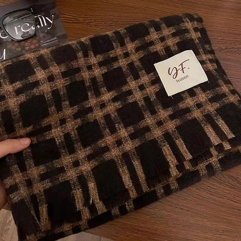 New Fashion Style  Well-shaped Plaid Scarf Women's Winter High-grade Versatile Thick Warm Scarf