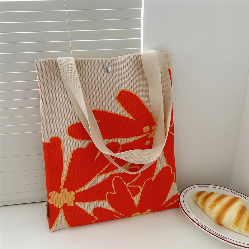 Women's Medium Knit Cartoon Flower Cute Square Lock Clasp Underarm Bag