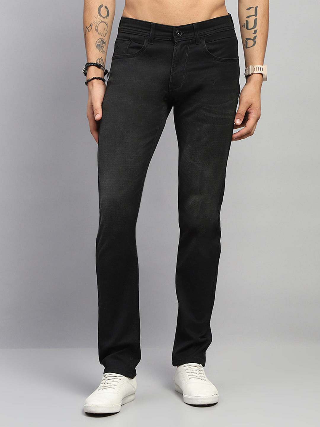 Men Black Solid Narrow Fit Denim