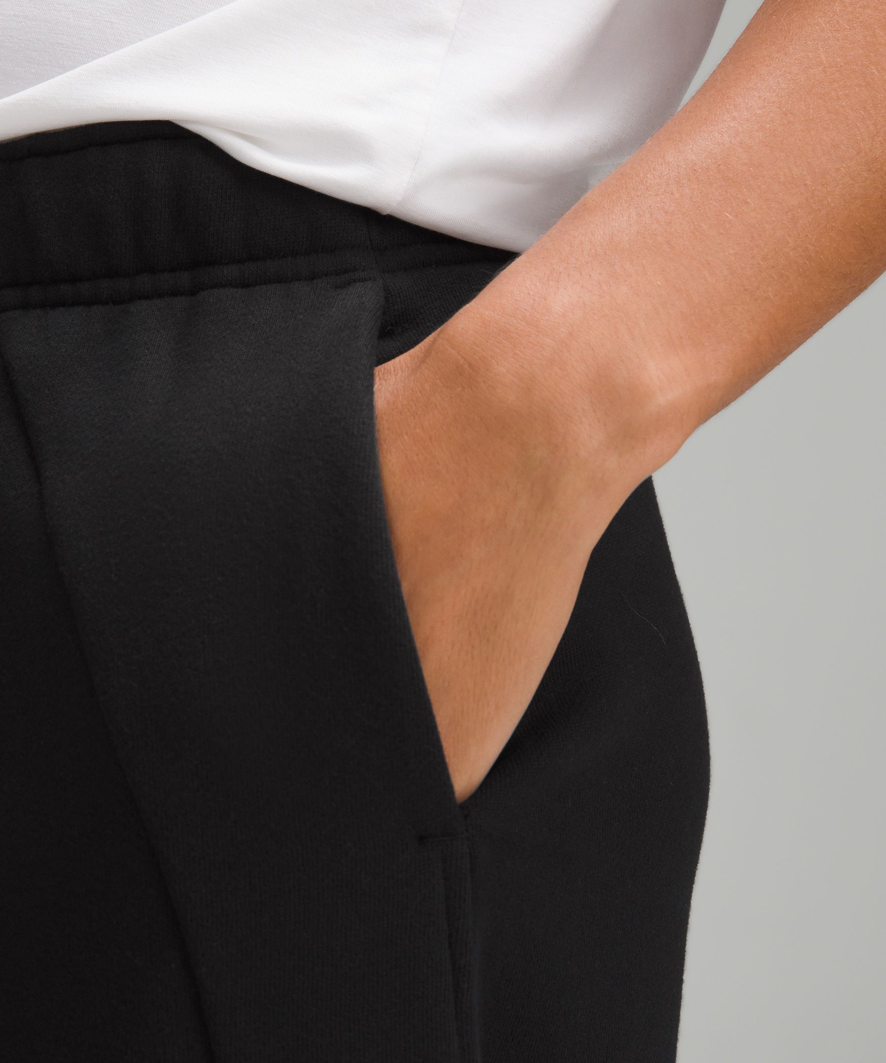 Scuba Mid-Rise Barrel-Leg Pant 7/8 Length