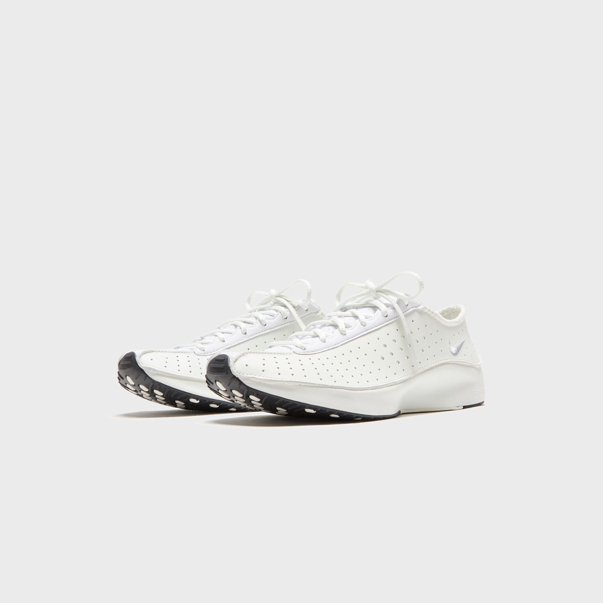 Nike WMNS Air Superfly - White / Metallic Silver / Black / Sail