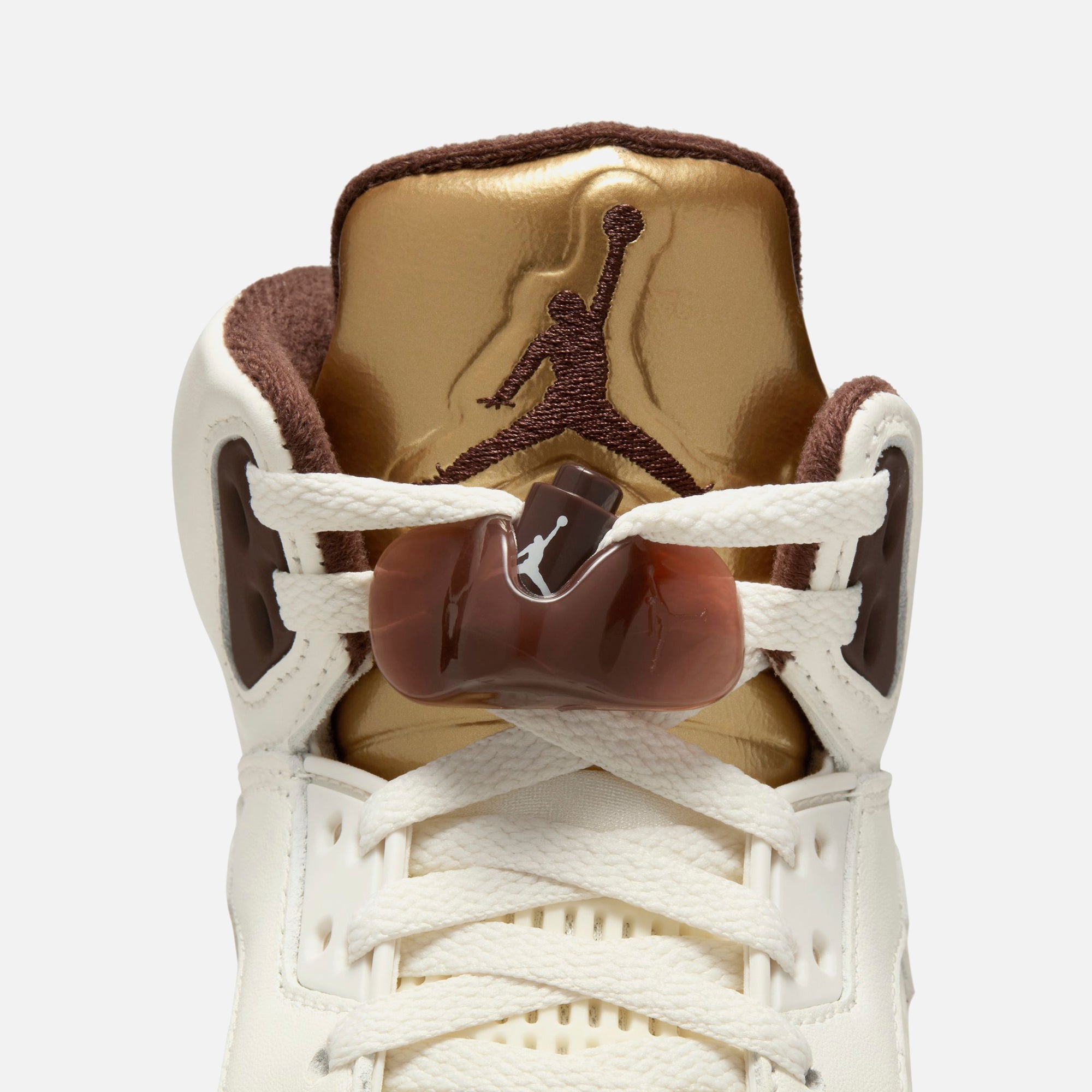 Jordan WMNS Air Jordan 5 Retro - Earth / Metallic Gold